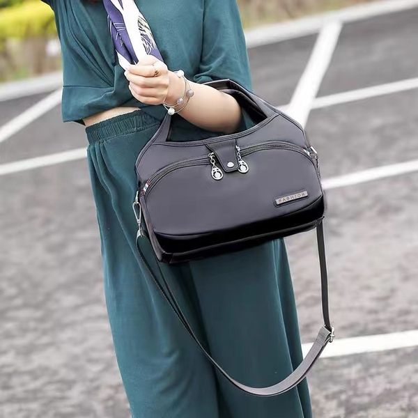 ladies casual bags designer crossbody shoulder bag large capacity handbag nylon oxford totes fashion women wallet 29x28x12cm
ladies casual bags designer crossbody shoulder bag large capacity handbag nylon oxford totes fashion women wallet 29x28x12cm