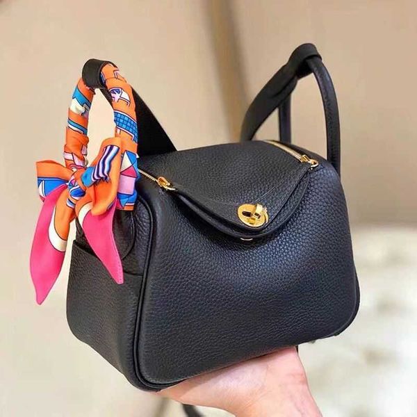 designer luxury lindys handbags 2022 star handmade togo cowhide bag doctor leather women's shoulder handbag mini solid
designer luxury lindys handbags 2022 star handmade togo cowhide bag doctor leather women's shoulder handbag mini solid