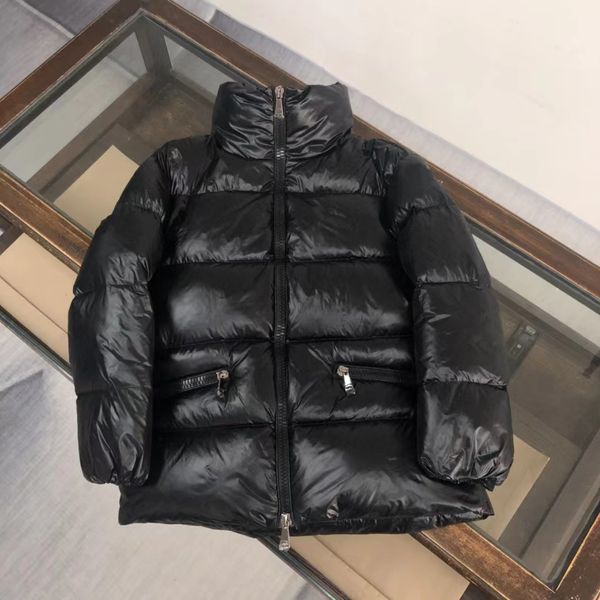brand designer women's down jacket thickened thermal coat black long sleeve hooded fashionable casual men and women's same style l
brand designer women's down jacket thickened thermal coat black long sleeve hooded fashionable casual men and women's same style l