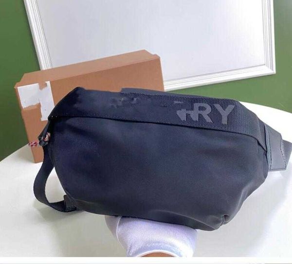 evening bag 2022 original single canvas plaid waist bag stitching hit color chest large capacity wide shoulder strap diagonal men's and
evening bag 2022 original single canvas plaid waist bag stitching hit color chest large capacity wide shoulder strap diagonal men's and