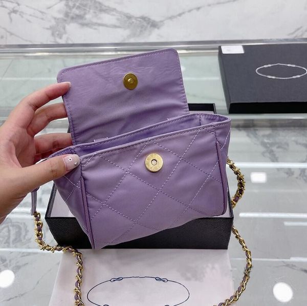 designer cross body fashion refinement triangle meenger bag solid color simple nylon chain singleshoulder luxury brand leisure wallet waist
designer cross body fashion refinement triangle meenger bag solid color simple nylon chain singleshoulder luxury brand leisure wallet waist