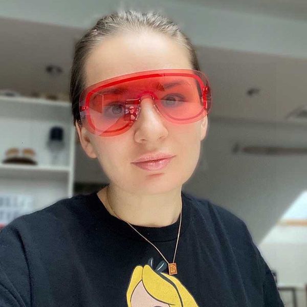 designer fashion sunglasses women anti-ultraviolet design mens big frame all-in-one sunnies with american temples elegant radiation, White;black
designer fashion sunglasses women anti-ultraviolet design mens big frame all-in-one sunnies with american temples elegant radiation, White;black