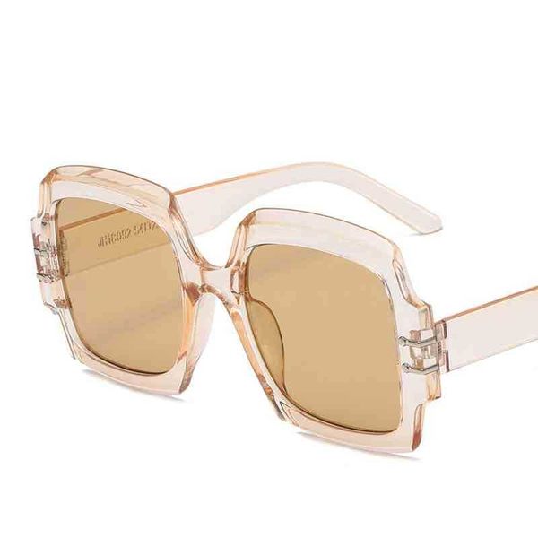 vintage oversized glass women square large frame clear ocean lens sunglass luxury digner female sunglass shad uv400du20, White;black
vintage oversized glass women square large frame clear ocean lens sunglass luxury digner female sunglass shad uv400du20, White;black