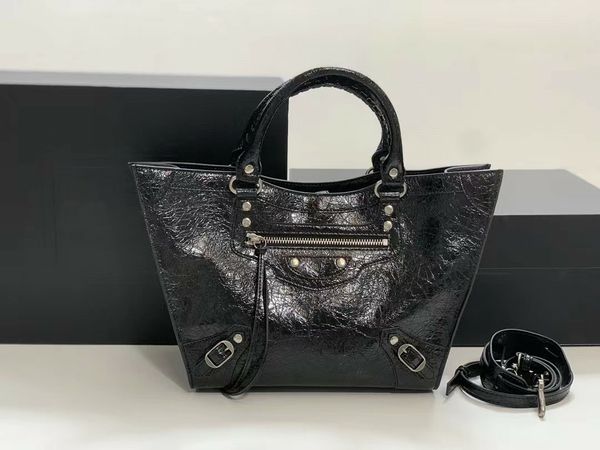 designer bag neo classic tote bags small handbags distressed silver hardware rivet one shoulder bags grain texture calf leather totes
designer bag neo classic tote bags small handbags distressed silver hardware rivet one shoulder bags grain texture calf leather totes