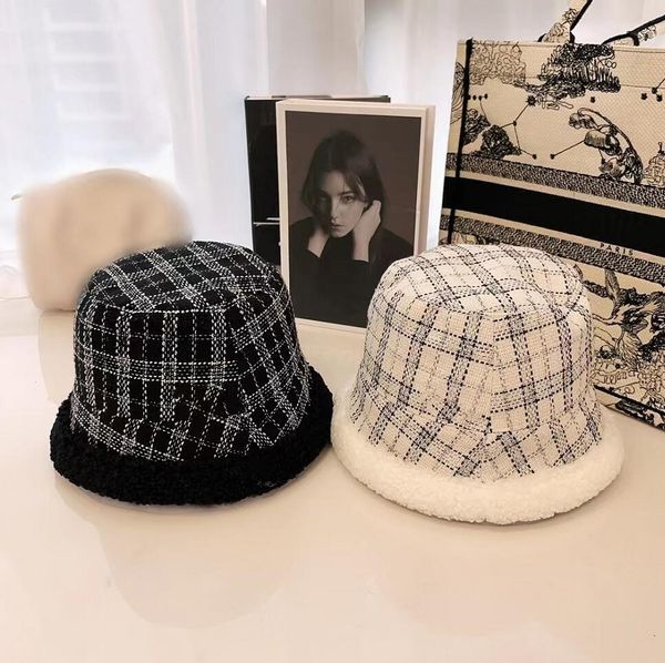 designer thicken two-sided bucket hat winter female stingy brim hats warm plush fleece fisherman fluffy plush velvet letter soft cap for wom, Blue;gray
designer thicken two-sided bucket hat winter female stingy brim hats warm plush fleece fisherman fluffy plush velvet letter soft cap for wom, Blue;gray