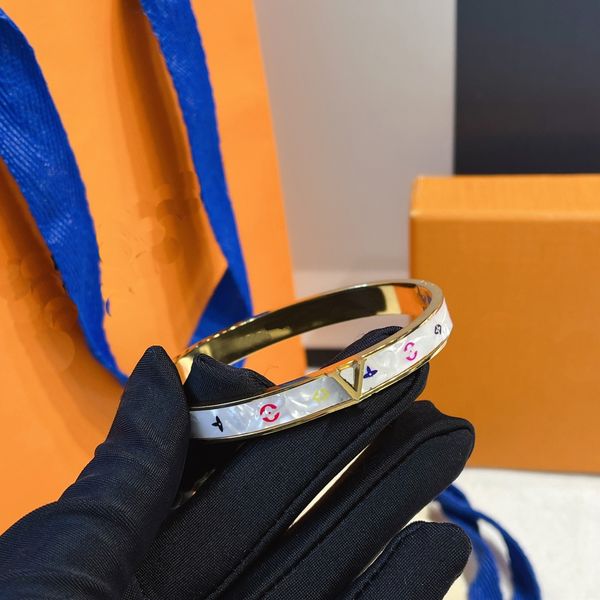 luxury classic style bangle preferred jewelry brand bracelet campus couples true love fashion exquisite new style elegant designer selected, Black
luxury classic style bangle preferred jewelry brand bracelet campus couples true love fashion exquisite new style elegant designer selected, Black