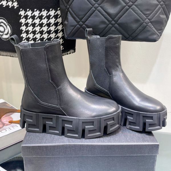 black cowskin ankle chelsea boots genuine leather luxury designer fashion boots slip on shoes women chunky heel rounded cap toe martin booti
black cowskin ankle chelsea boots genuine leather luxury designer fashion boots slip on shoes women chunky heel rounded cap toe martin booti