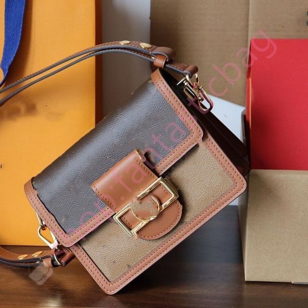 the messenger flap bag women fashion designer handbags lady envelope shoulder clutch luxury genuine leather crossbody
the messenger flap bag women fashion designer handbags lady envelope shoulder clutch luxury genuine leather crossbody