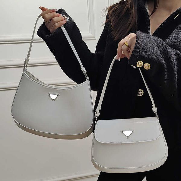 pradity fashion cleo hobo bag cleo hobo bags pra da cleo medieval underarm bag phobo leather shiny flap one shoulder handheld triangle women
pradity fashion cleo hobo bag cleo hobo bags pra da cleo medieval underarm bag phobo leather shiny flap one shoulder handheld triangle women