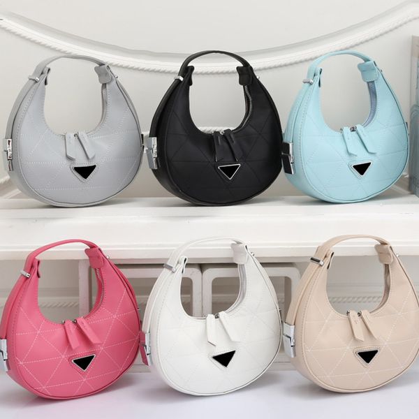 22ss famous designer tote bag lady cool underarm plain six colors hobos handbags suitable different ocassions
22ss famous designer tote bag lady cool underarm plain six colors hobos handbags suitable different ocassions