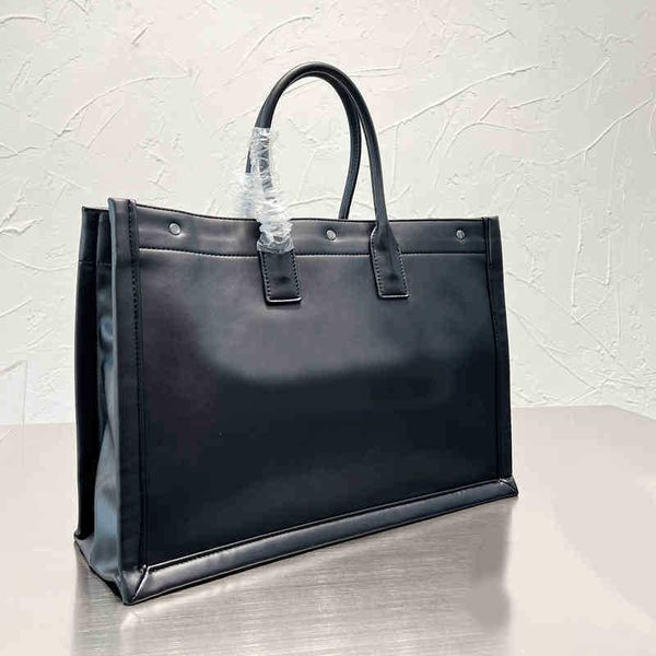 totes designer handbag solid color women tote bag leather simple and generous shoulder messenger shopping bag 221021
totes designer handbag solid color women tote bag leather simple and generous shoulder messenger shopping bag 221021