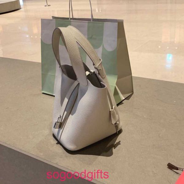 designer herme bags women's picotin lock handbags tote bag new small korean dishes basket litchi pattern handheld bucket hand painted g
designer herme bags women's picotin lock handbags tote bag new small korean dishes basket litchi pattern handheld bucket hand painted g