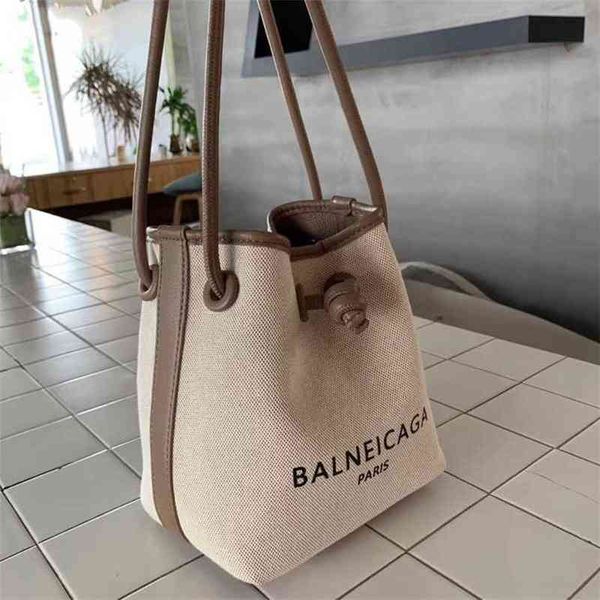 designer handbags herms bags kely premium women's french canvas drawstring bucket bag ins letter versatile single shoulder messenger mo
designer handbags herms bags kely premium women's french canvas drawstring bucket bag ins letter versatile single shoulder messenger mo