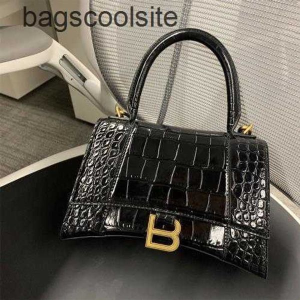 bag handbag 2023 balencigass bags designer leather small women's fashion versatile hourglass crossbody crocodile classic xs
bag handbag 2023 balencigass bags designer leather small women's fashion versatile hourglass crossbody crocodile classic xs
