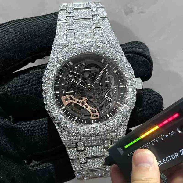 2022 new version ston skeleton watch pass tt mens diamonds mechanical eta movement luxury iced out sapphire shiny, Slivery;brown
2022 new version ston skeleton watch pass tt mens diamonds mechanical eta movement luxury iced out sapphire shiny, Slivery;brown