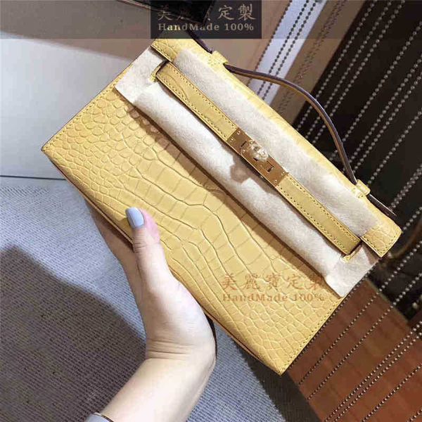 designer luxury women bags kelys herme high version women's fashion trend handbag hand sewn wax thread single shoulder birkins large ca
designer luxury women bags kelys herme high version women's fashion trend handbag hand sewn wax thread single shoulder birkins large ca