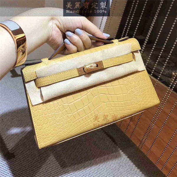 designer luxury women bags kelys herme high version women's fashion trend handbag hand sewn wax thread single shoulder birkins large ca
designer luxury women bags kelys herme high version women's fashion trend handbag hand sewn wax thread single shoulder birkins large ca