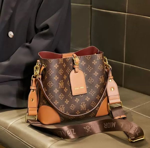 brand women's bag print vintage style shoulder crossbody handbag chain bucket bags275q
brand women's bag print vintage style shoulder crossbody handbag chain bucket bags275q