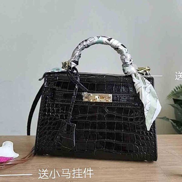 designer luxury women bags kelys herme high version women's fashion trend handbag hand sewn wax thread single shoulder birkins large ca
designer luxury women bags kelys herme high version women's fashion trend handbag hand sewn wax thread single shoulder birkins large ca