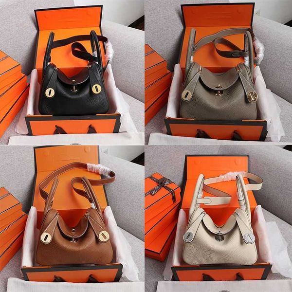 designer luxury lindys handbags thread half hand sewing family women's bag leisure single shoulder cross pillow leather
designer luxury lindys handbags thread half hand sewing family women's bag leisure single shoulder cross pillow leather