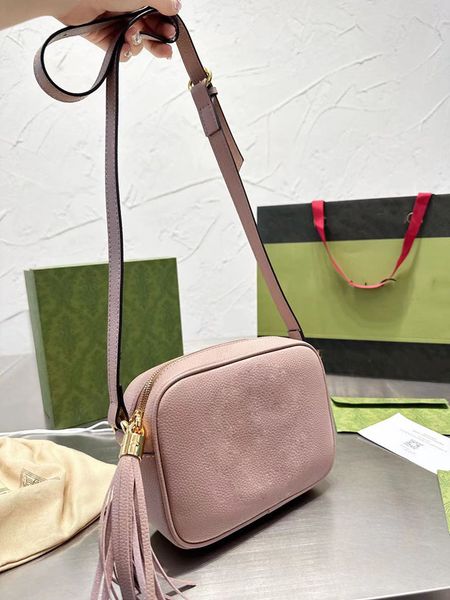 luxurys designer shoulder bag women wallet handbag crossbody soho bags disco fringed messenger bags purse 22cm
luxurys designer shoulder bag women wallet handbag crossbody soho bags disco fringed messenger bags purse 22cm