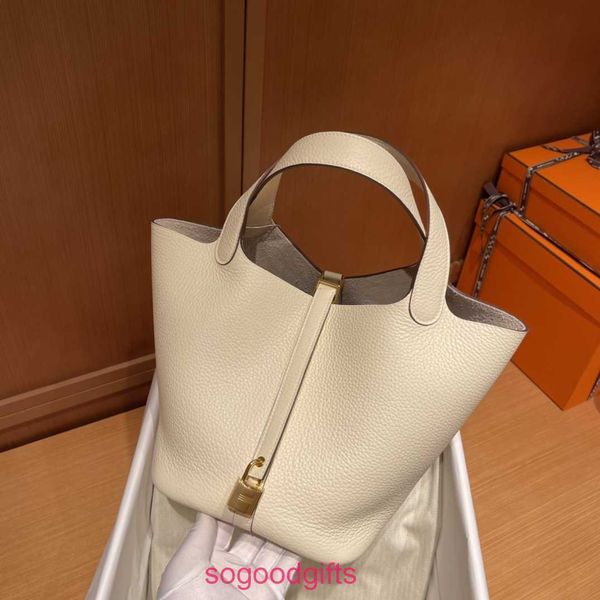 designer herme bags women's picotin lock handbags tote bag tc leather fully hand sewn vegetable basket bag 18cm cream white gold buckle
designer herme bags women's picotin lock handbags tote bag tc leather fully hand sewn vegetable basket bag 18cm cream white gold buckle