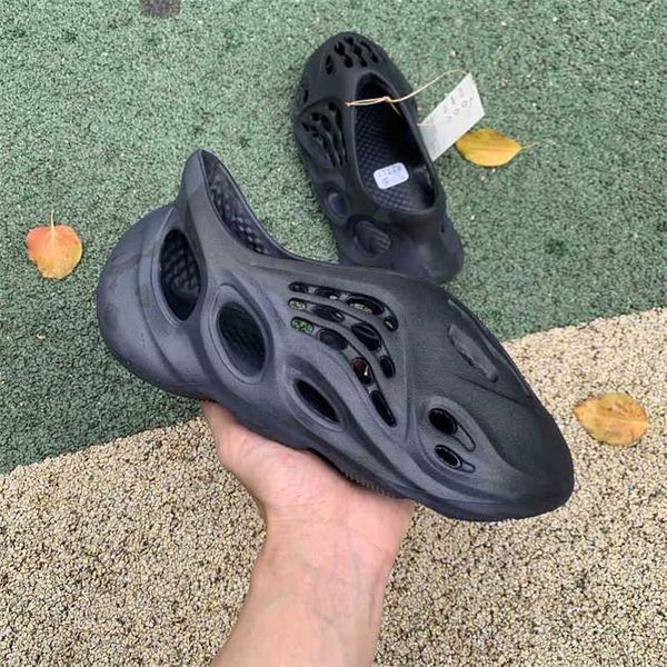 slides slippers designer yeesys slipper shoes luxury for men sandals women white air flat sneakers fashion platform loafers outdoor foam rub, Black
slides slippers designer yeesys slipper shoes luxury for men sandals women white air flat sneakers fashion platform loafers outdoor foam rub, Black