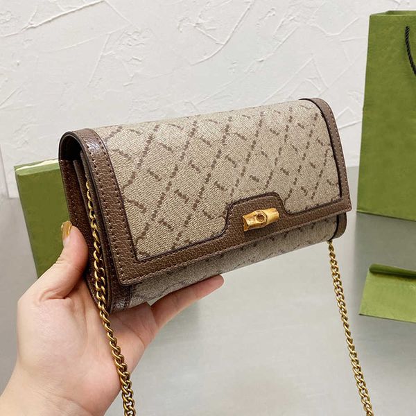 evening bag designer women diana bamboo closure shoulder bag italy brand cowhide crossbody wallet genuine leather handbag luxurys designers
evening bag designer women diana bamboo closure shoulder bag italy brand cowhide crossbody wallet genuine leather handbag luxurys designers