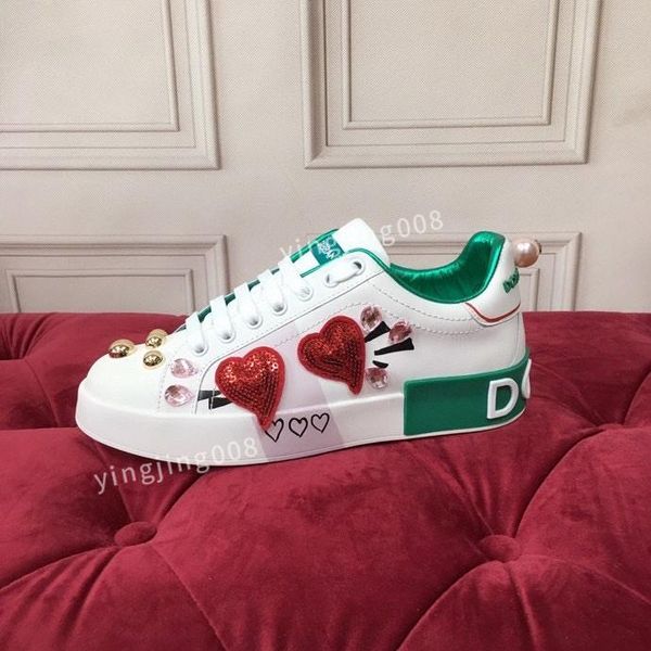 2022 runaway casual shoes sneaker designer plaid pattern platform classic suede leather sports skateboarding shoes men women sneakers, Black
2022 runaway casual shoes sneaker designer plaid pattern platform classic suede leather sports skateboarding shoes men women sneakers, Black