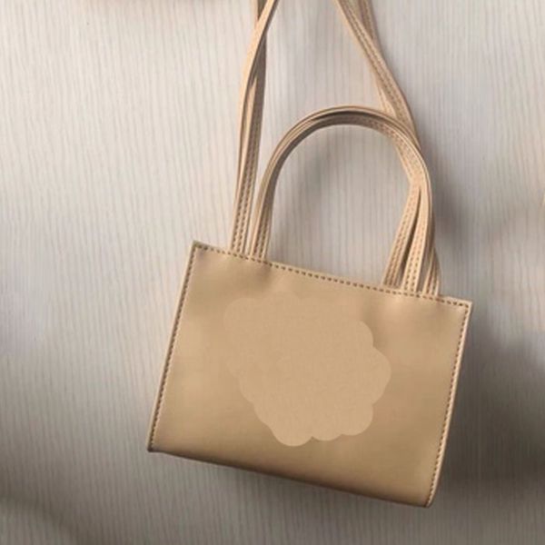 candy color premium small square bag new european and american fashion women designerbags shoulderbag polyester highquality soft leather wom
candy color premium small square bag new european and american fashion women designerbags shoulderbag polyester highquality soft leather wom