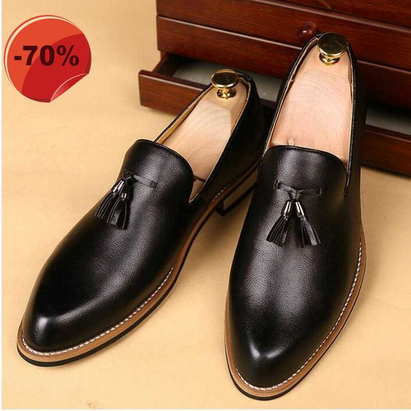 2021 size 38-47 england leather loafers pointed men dress shoes oxford wedding male formal shoes a53-65
2021 size 38-47 england leather loafers pointed men dress shoes oxford wedding male formal shoes a53-65