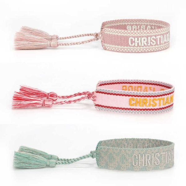 bracelets luxury women's fashion d brand designer bangle letter embroidery bracelet hand woven jewelry bohemian rope trinket men girl f, Golden;silver
bracelets luxury women's fashion d brand designer bangle letter embroidery bracelet hand woven jewelry bohemian rope trinket men girl f, Golden;silver