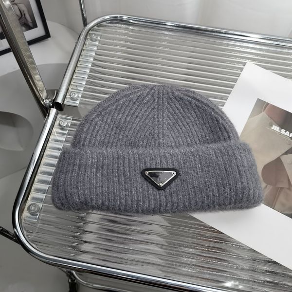 mens beanie designer hat womens winter hats for woman solid color letter outdoor cashmere beanies luxury knit cap skull caps trucker fitted, Blue;gray
mens beanie designer hat womens winter hats for woman solid color letter outdoor cashmere beanies luxury knit cap skull caps trucker fitted, Blue;gray