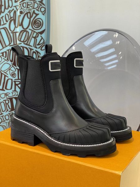 2022 luxury boot dsesigner autumn and winter chelsea short boots personalized martin boots size35-41, Black
2022 luxury boot dsesigner autumn and winter chelsea short boots personalized martin boots size35-41, Black