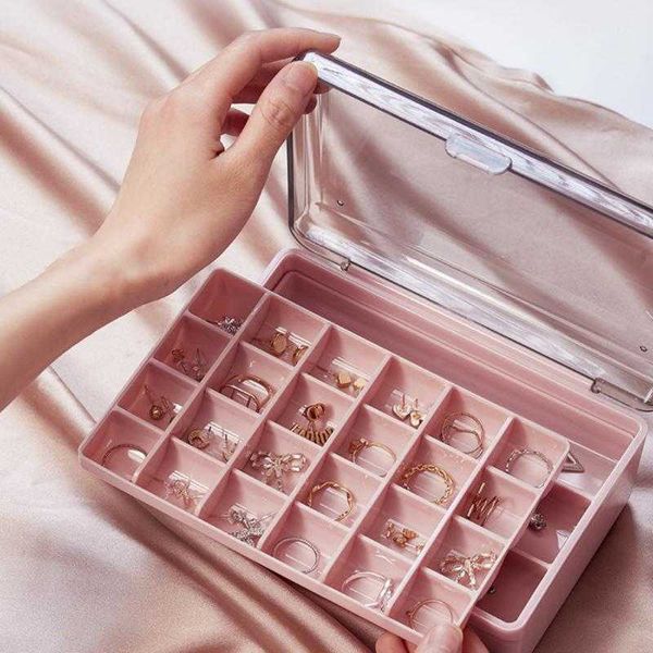 jewelry boxes portable transparent plastic thickened dust-proof multi-segment earrings ring necklace organizer storage l221021, Black;white
jewelry boxes portable transparent plastic thickened dust-proof multi-segment earrings ring necklace organizer storage l221021, Black;white