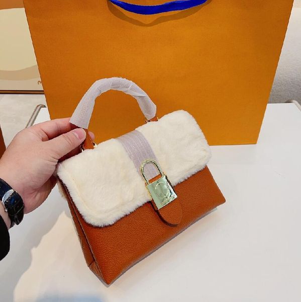 designer bag soft monograms 2022 wool winter bag locky cream bb with m46318 shoulder canvas bags designer luxurys handbag
designer bag soft monograms 2022 wool winter bag locky cream bb with m46318 shoulder canvas bags designer luxurys handbag