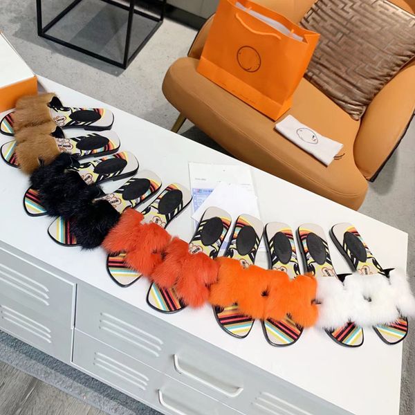 2022 designer women bedroom home mink slides slippers luxury sole mink hair fluffy furry round head peep-toe sandals lady spring autumn wear, Black
2022 designer women bedroom home mink slides slippers luxury sole mink hair fluffy furry round head peep-toe sandals lady spring autumn wear, Black