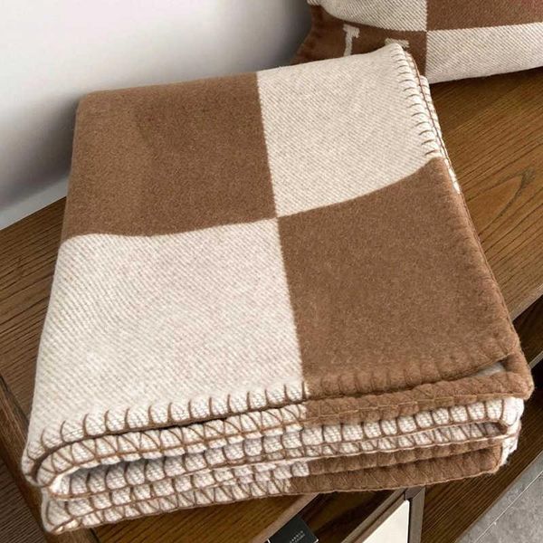 letter wool blanket lunch break wool jacquard sofa thickened imitation cashmere air conditioning cover portable anti-pilling
letter wool blanket lunch break wool jacquard sofa thickened imitation cashmere air conditioning cover portable anti-pilling