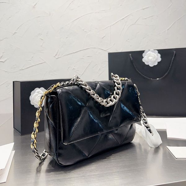 french women 19 portable classic flip shoulder bag large capacity leather quilted luxury designer handbags crossbody vintage multi pochettes
french women 19 portable classic flip shoulder bag large capacity leather quilted luxury designer handbags crossbody vintage multi pochettes