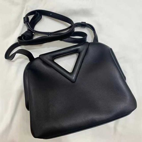 designer fashion bottess bag venetas 2022 new candy color one shoulder messenger portable dumpling women have logo
designer fashion bottess bag venetas 2022 new candy color one shoulder messenger portable dumpling women have logo