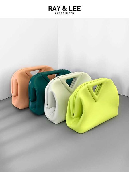 designer fashion bottess bag venetas point inverted triangle cloud wrinkled dumpling genuine leather 2022 new small single shoulder messenge
designer fashion bottess bag venetas point inverted triangle cloud wrinkled dumpling genuine leather 2022 new small single shoulder messenge