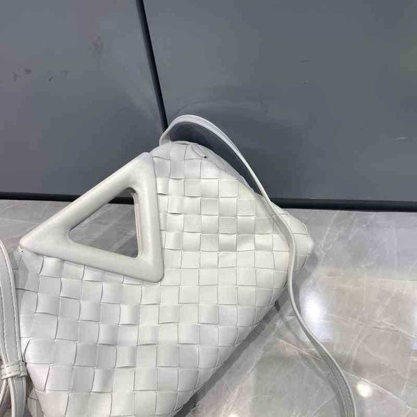 designer fashion bottess bag venetas messenger venetas female 2022 summer portable single shoulder inverted triangle woven cloud clipd of5o
designer fashion bottess bag venetas messenger venetas female 2022 summer portable single shoulder inverted triangle woven cloud clipd of5o