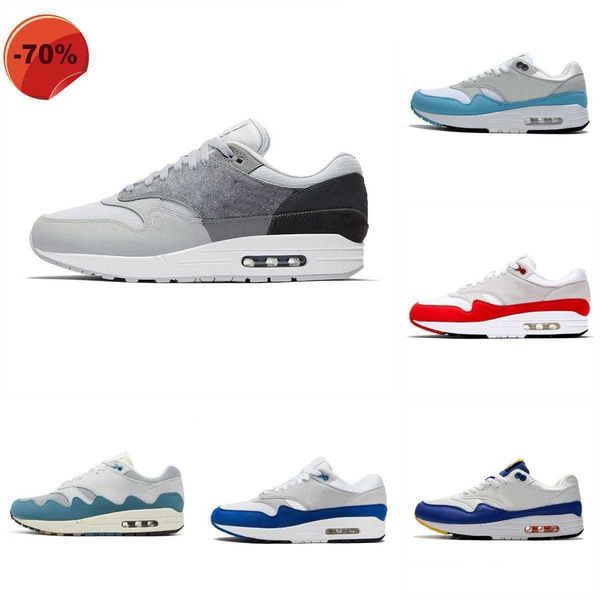running shoes sports sneakers noise black grey monarch night maroon baroque brown cave stone saturn gold london designer 1 men women 1s
running shoes sports sneakers noise black grey monarch night maroon baroque brown cave stone saturn gold london designer 1 men women 1s