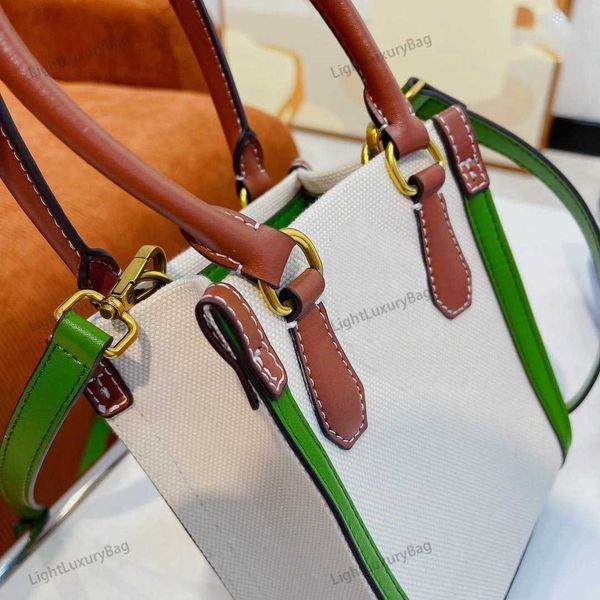 designer luxury women the tote bag fashion versatile handbags shoulder crossbody bags purse tories totes large capacity saddle wallets 7a v9
designer luxury women the tote bag fashion versatile handbags shoulder crossbody bags purse tories totes large capacity saddle wallets 7a v9