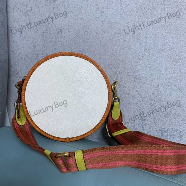 5a two-tone shoulder round bag designer leather wallet practical fashion crossbody for women classic famous brand shopping purses 220208
5a two-tone shoulder round bag designer leather wallet practical fashion crossbody for women classic famous brand shopping purses 220208