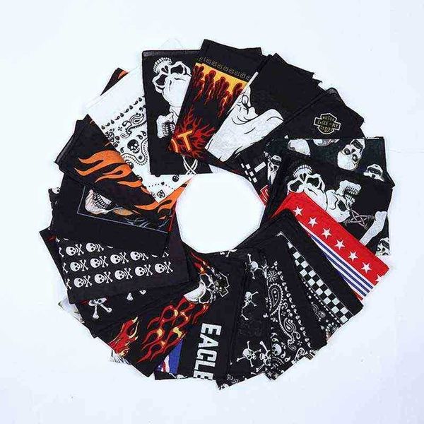 skull printed bandana handkerchief creative hip hop cool streetwear outdoor dustproof mask headwear bandana j220816, Blue;white
skull printed bandana handkerchief creative hip hop cool streetwear outdoor dustproof mask headwear bandana j220816, Blue;white