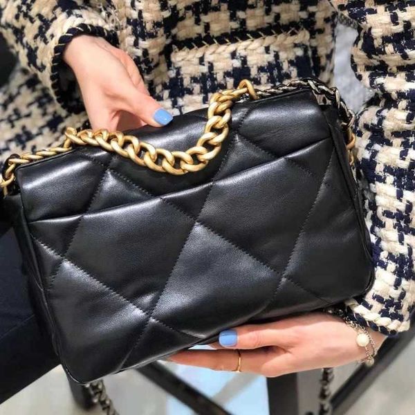 2022 new leather bags handbags luxury designer soft diagonal fashion sell beautiful women shoulder
2022 new leather bags handbags luxury designer soft diagonal fashion sell beautiful women shoulder
