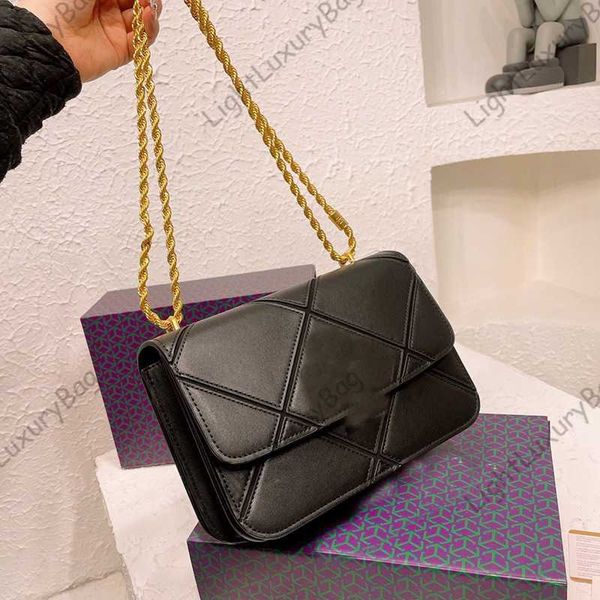 designer luxury women the tote bag fashion versatile handbags shoulder crossbody bags purse tories totes large capacity saddle wallets 7a mu
designer luxury women the tote bag fashion versatile handbags shoulder crossbody bags purse tories totes large capacity saddle wallets 7a mu