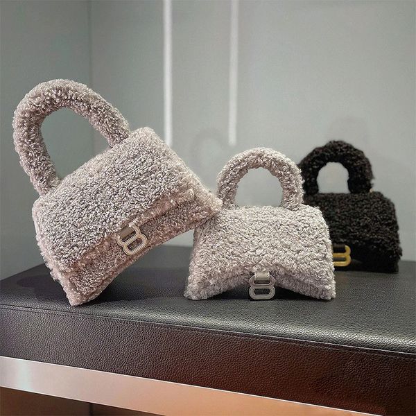 designer womens clutch bags fashion terry handbags lady wool mini shoulder bag classic pattern handbag women stylish wallets 25cm
designer womens clutch bags fashion terry handbags lady wool mini shoulder bag classic pattern handbag women stylish wallets 25cm