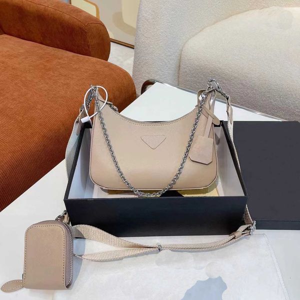 designer bag evening bag classic designer brand shoulder handbag women's fashion leather flip multi-color horizontal satchel bh204
designer bag evening bag classic designer brand shoulder handbag women's fashion leather flip multi-color horizontal satchel bh204